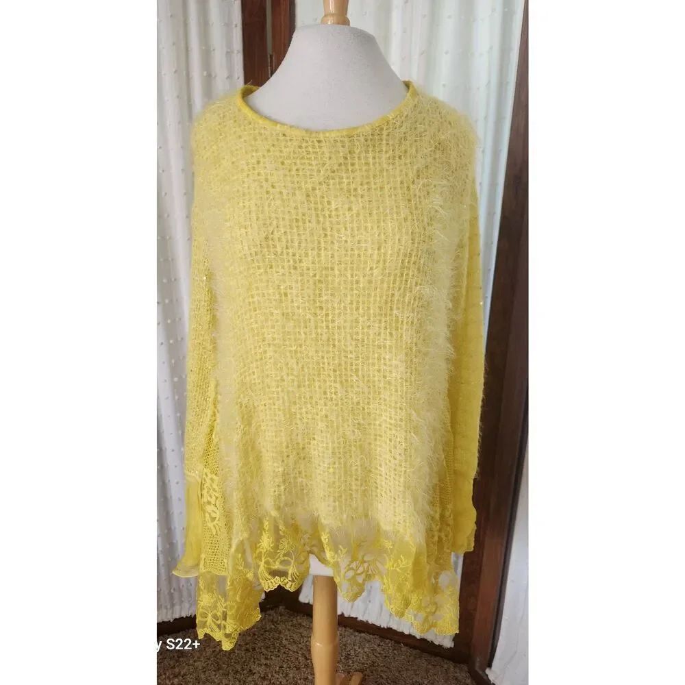 S45 Lacy bright sunny yellow long sleeved lined sweater w sparkly sequins⁷
